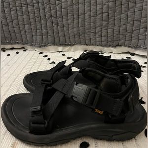 Hurricane Verge Teva sz 8